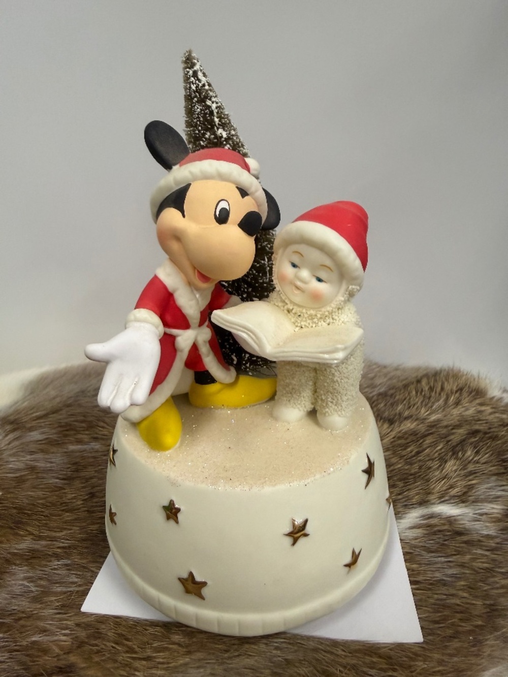 Snowbabies- Disney- Mickey Musical- EJ311